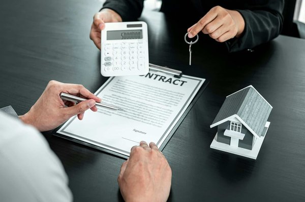 Quelles sont les options de gestion locative économiques pour les petits propriétaires ?